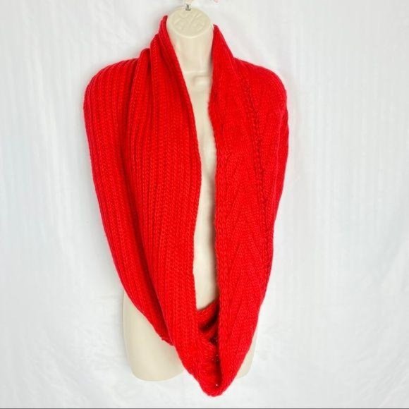 4/$25 BP Scarf Infinity Chunky Knit Red Womens One Size - Picture 6 of 12